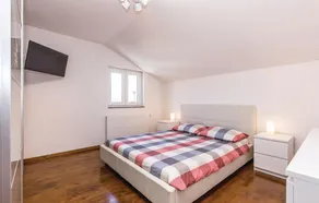 Lovely Home In Bribir With Wifi - Image 5
