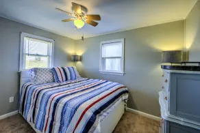Sagamore Beachfront Cottage Escape - Image 5