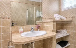 Casa Jolatero Ventana al Charco - By Lanzarote Vacation Homes - Image 3