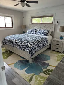 Remodeled 5bed-3bath up to 14 family members on the lake. Give them the best!  - Image 5