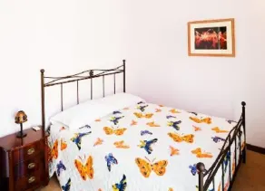 PRÄCHTIGE, WARMHERZIGE WOHNUNG IM HERZEN EINES TYPISCHEN SIZILIANISCHEN DORFS! - Image 4