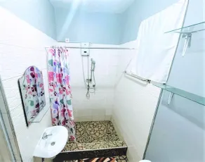 Lovely One Bedroom Apartment - Image 3