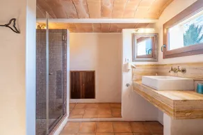 Casa di campagna 'Can Menut' con vista sulle montagne, Wi-Fi e aria condizionata - Image 2