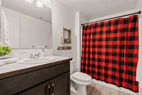 Modern 3BR Caldwell Getaway w/ Patio & Mountain Views | Sleeps 10 - Image 4