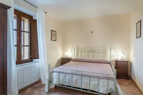 Umgeben von Grün und Natur, eine neu restaurierte Villa und ein Nebengebäude, ideal für eine Gruppe - Image 5