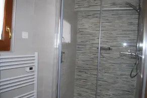 Ideal house for 2 couples fully air conditioned - Image 3
