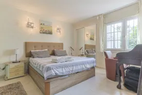La Casa Blanca - Image 3