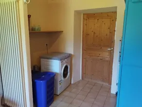 Former farm, very quiet location, lots of space - Image 3