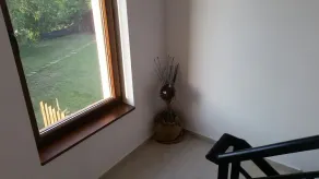 Inviting 1-Bed Apartment in Aleksandrovo - Image 4