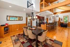 Lazy Bear Lodge 3 Bedroom Home by NW Comfy Cabins by RedAwning - Image 4