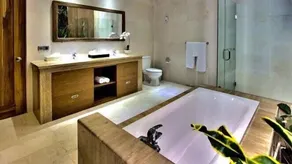 Luxury 4 Bedroom villa in Seminyak - Image 3