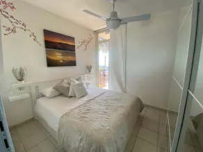 Newly remodeled beach house with breathtaking views of the sea- close to beaches - Image 4