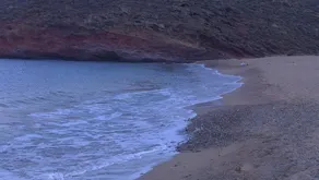 we rent villas for 2,6,8 until 14 persons 200 m from the sea - Image 4