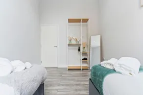 Harwich Luxury Suite - Image 4