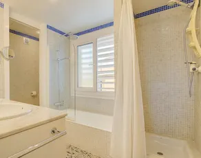 VILLA BONANOVA STYLE - Image 3