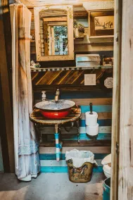 The Green Egg - Vintage RV Glamping - Image 2