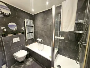 Well-Appointed 2BR flat with terrace&parking-HOL127 - Image 4