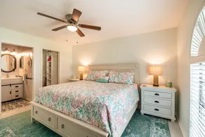 Coastal Getaway! Heated Pool, Private Patio, Fenced Yard, 5 miles to Beach! - Image 4