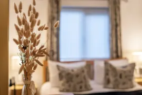 A Beautiful converted barn, sleeps 6 with own hot tub and enclosed garden - Image 5