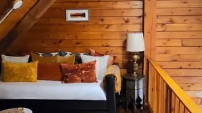 Modern log cabin sited on six acres of land, private and secluded, serene... - Image 4