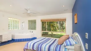 Boomerang Hideaway - Tranquill acreage - Image 3
