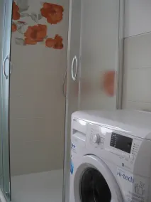 Apartamento em uma residência com vista para o mar - Image 2