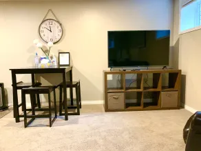 Basement Studio with Separate Entrance - Image 5