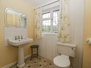 Wringford Farm Annexe - Image 3