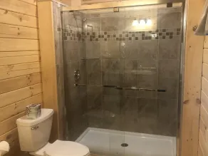 Lakewood Park Campground - Luxury Cabin - Image 3