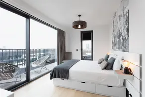 Prestigious exceptional 360 ° Panorama apartment in a new luxurious building - Image 4