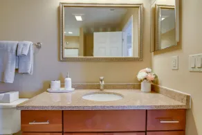 2 Mi to Ocean Rehoboth Beach Condo with Pool Access - Image 5
