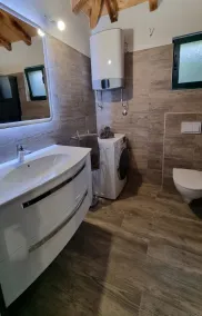 Luxury villa complex Pendolino, with heated pool and jacuzzi - Image 2