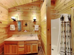 Peytons Hideaway by Jackson Mountain Rentals - Image 3