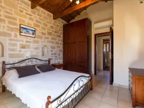 Sea view villa with private pool - Image 4