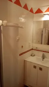 Apartment T3 65 m2 in character house, historic heart district - Image 2