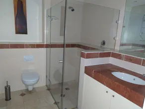 Appartement 2 chambres - entièrement meublé et équipé - Image 4