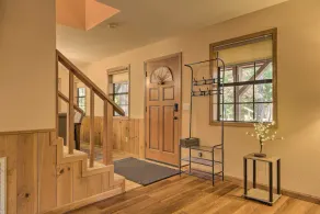 Spacious cabin with AC, private lake, hot tub, movie room - Image 2