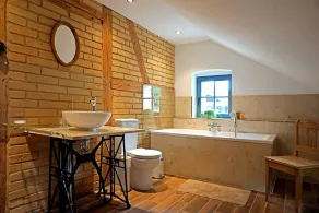 Modern and lovingly furnished apartment on 2 floors for 2-4 persons - Image 3