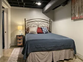 Modern guest apartment in perfect location! - Image 4