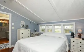 Sunnyside Up - Small Dog Friendly Waterfront Cottage - Image 2