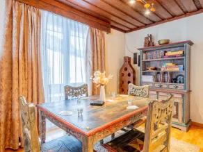 Freistehend mit viel Platz und Wellness im Haus - Image 5