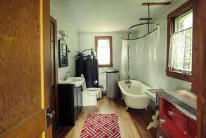 Howard Family Cottage - Image 2