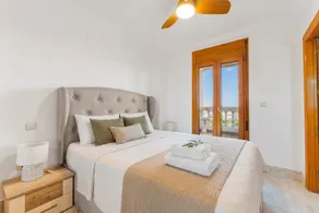 Appartement 'Penthouse, Vue sur Mer Guardamar' avec Vue sur Mer, Wifi et Climatisation - Image 4
