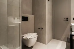 UPSTREET Modern Minimalist 3BD Apt-Hilton - Image 5