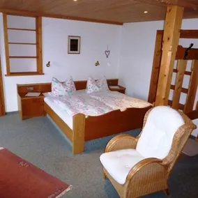 (3) Morgensonne Ein-Raum-App. 28qm, Dusche/WC, Küchenzeile, Balkon - Image 3