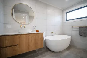 Luxury CBD Townhouse - Image 5