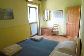 HOUSE WITH LARGE GARDEN AND PRIVATE POOL FOR FAMILIES - Image 4
