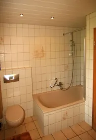 Ferienwohnung Nr. 1, 1 bis 4 Personen, 100 qm, 2 separate Schlafzimmer, Terrasse - Image 3