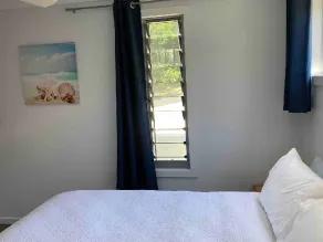 Amblesea: a five minute walk to beaches and town. Located on Yamba hill. - Image 5