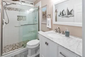 Lake Norman house in quiet neighborhood - Image 5